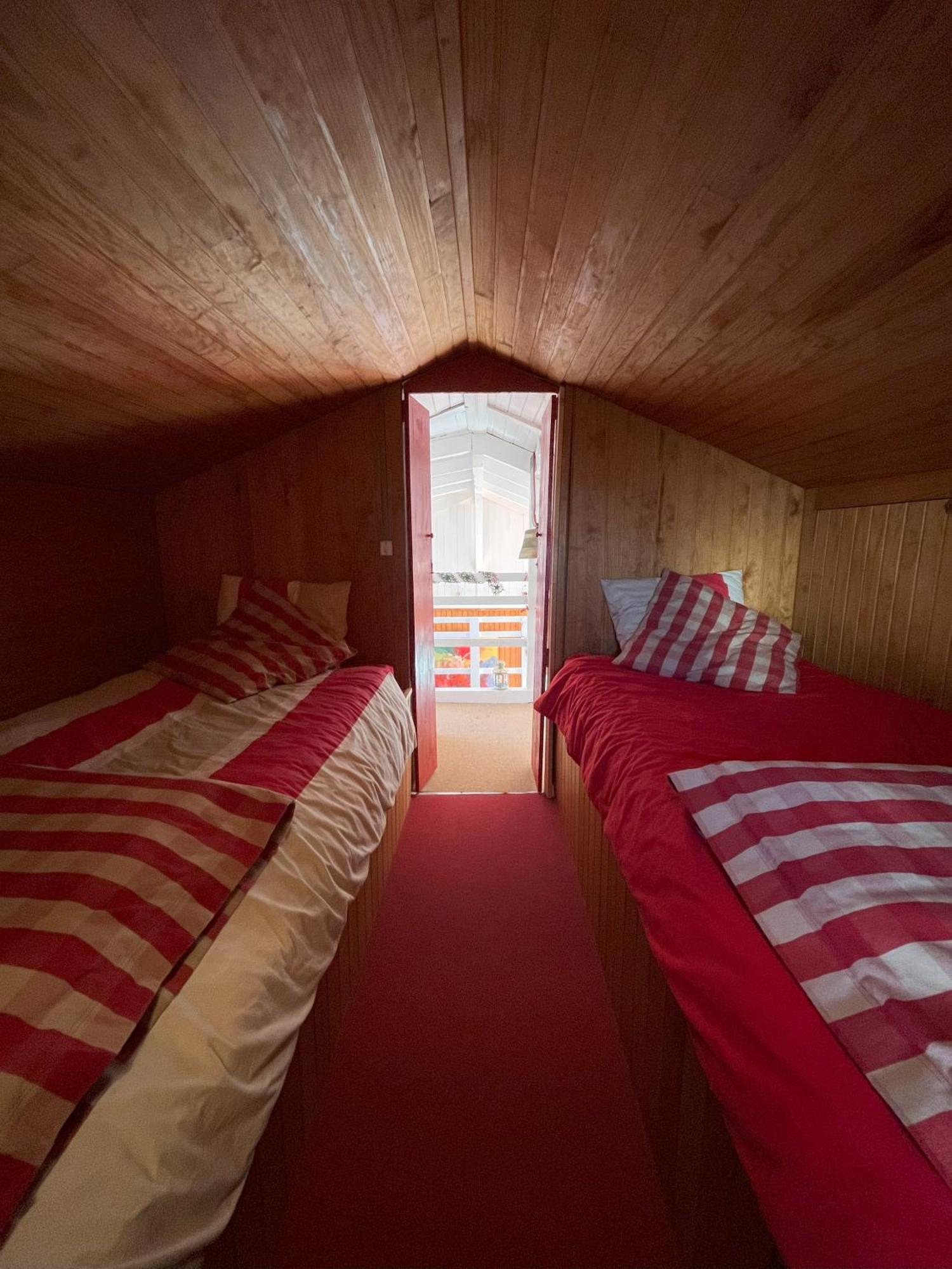 Chalet Des Myrtilles - Chalet Cosy Avec Vue アレット エクステリア 写真