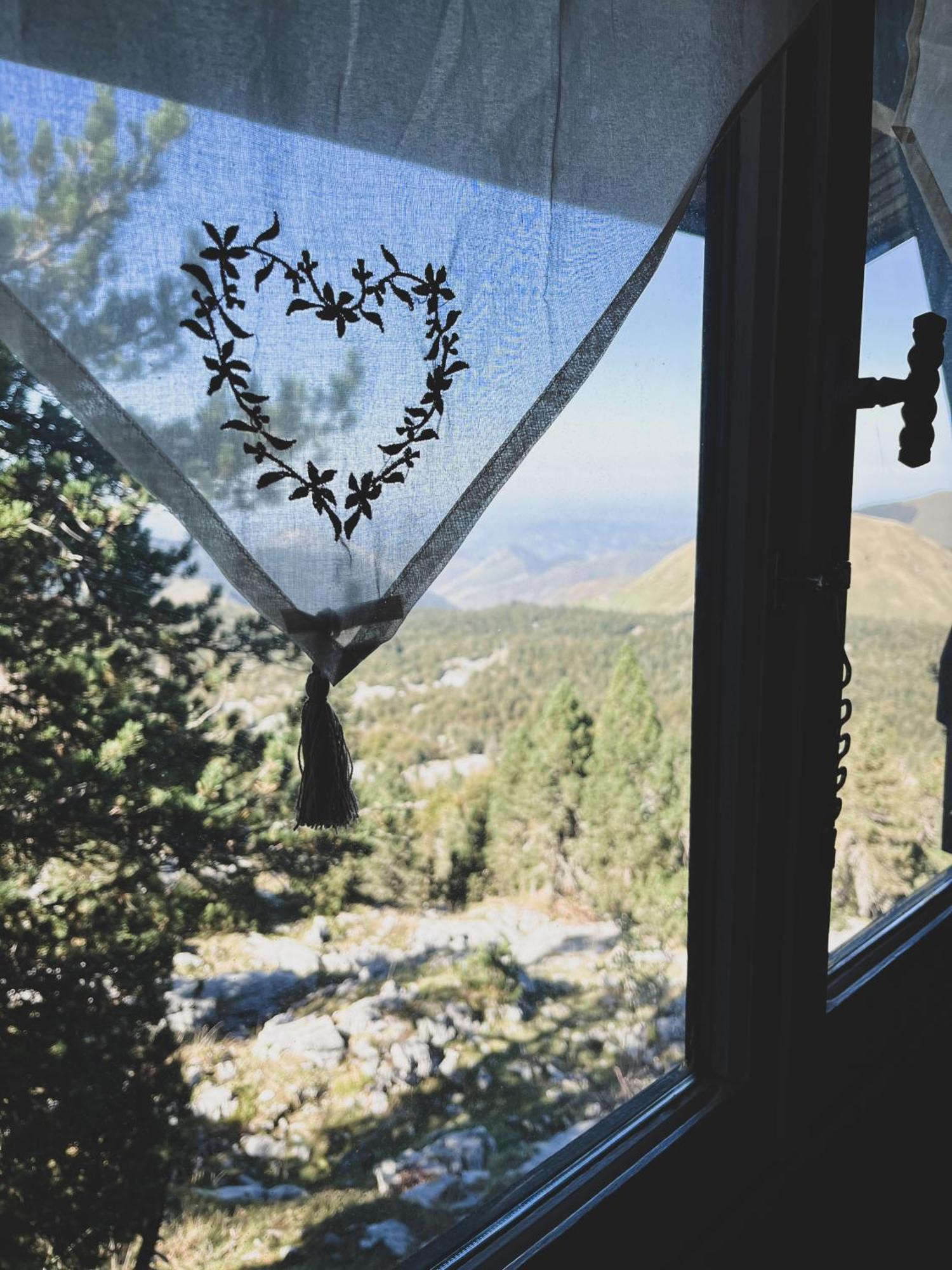Chalet Des Myrtilles - Chalet Cosy Avec Vue アレット エクステリア 写真